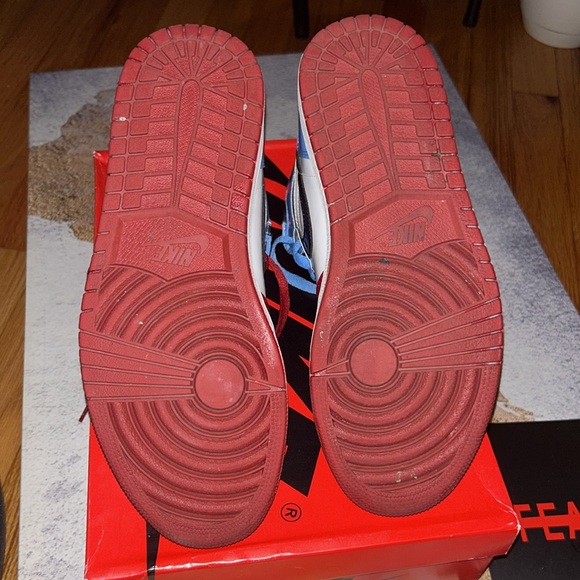 Red white black patent Retro Jordan OG  gym shoe size 8.5 - Picture 6 of 10